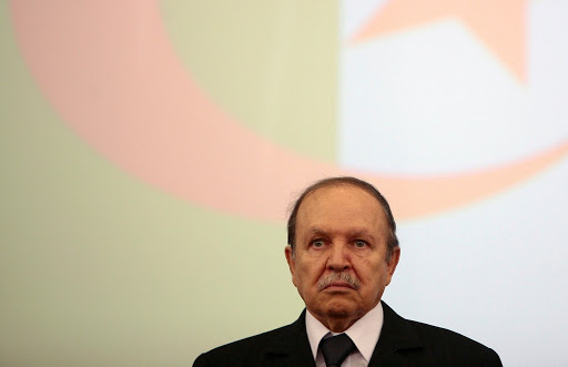 Le président Bouteflika : toutes les dispositions ont été prises pour garantir la transparence des législatives