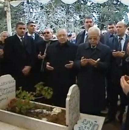 L’enterrement de Mohamed Lamari 14/02/2012