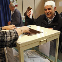 Les Partis politiques, à trois mois des législatives : Quel discours pour convaincre ?