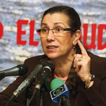 Louisa Hanoune au Forum d’El Moudjahid : “Je n’ai jamais accusé les partis islamistes d’être financés de l’extérieur”