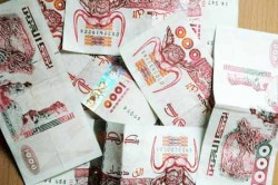Parité du dinar,placements des réserves de change…Laksaci se défend
