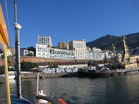 Près de 12 milliards de dinars pour l&rsquo;aménagement des côtes Est et Ouest d&rsquo;Alger