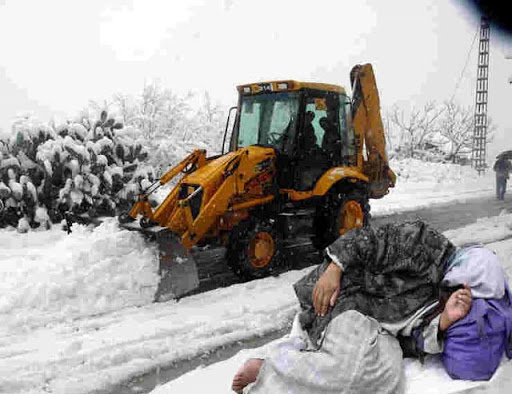 SDF, neige et pluie,Les sans-abri livrés au froid glacial