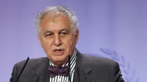 Sid-Ahmed Ghozali : “Si le FFS participe aux élections, c’est qu’il a décidé de rentrer dans la combine du pouvoir”