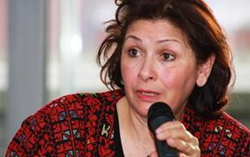 Sihem Ben Sedrine, la militante des droits de l’Homme refoulée à l’aéroport Houari Boumediene d’Alger