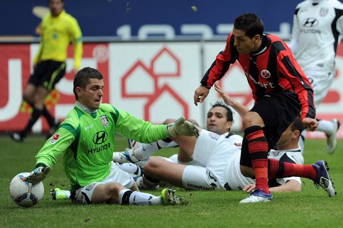 Supervisé par Halilhodzic, il marque 3 buts, Matmour flambe sous l&rsquo;œil de Vahid