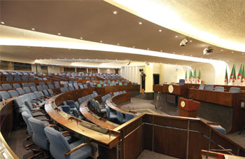 A quelques heures de la clôture du délai de dépôt de candidatures : Course contre la montre