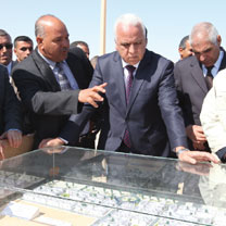 Le ministre de l’habitat à El Oued : «Les jeunes de la ville devraient s’insérer dans la création d’entreprises en bâtiment»