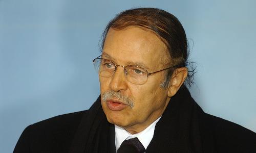 Le président Bouteflika reçoit l’ambassadeur du Nigeria