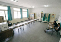 Les Algériens ne croient plus aux élections,Le pouvoir face au spectre de l’abstention