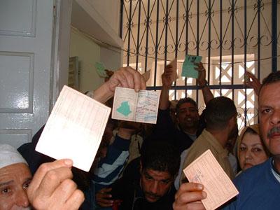 Une alliance réduit l’éclatement du courant,Les islamistes veulent peser sur le contenu de la prochaine Constitution