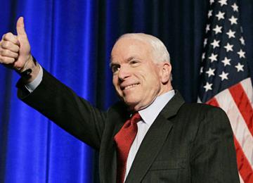 USA: le sénateur John McCain réclame des frappes aériennes en Syrie