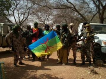 Violents combats armés et crise humanitaire dans l’Azawad