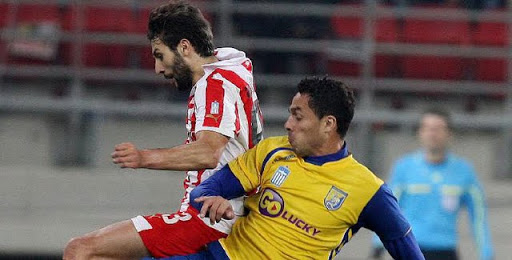 Alors que Djebbour goûte à sa saveur pour la 2e fois d’affilée,Abdoun remporte son premier championnat de Grèce avec l’Olympiakos