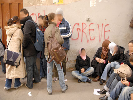 Après deux jours de grève à l’appel du cnapest, Le gouvernement lâche du lest