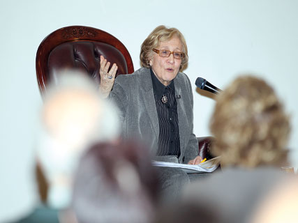 Après son article “injurieux” publié dans “Le Point” BHL essuie les critiques de Zohra Drif-Bitat