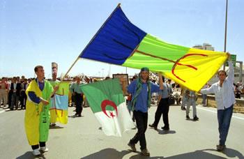 Célébration du 32e anniversaire du printemps amazigh,Les jeunes ravivent la flamme du 20 Avril