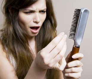 Chute de cheveux, A qui la faute ?