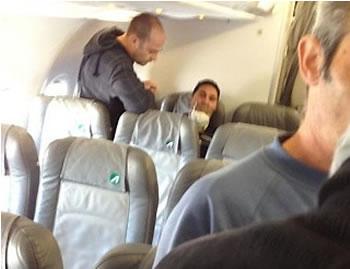 Des policiers Italiens expulsent et humilient deux Algériens,Indignez-vous Monsieur le ministre!