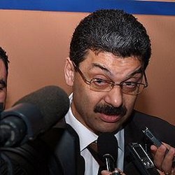 Djoudi :L&rsquo;Algérie et les Emirats Arabes créent une commission de suivi des dossiers d&rsquo;investissement