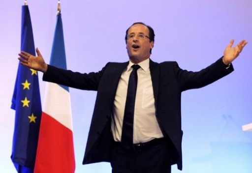 Hollande refuse de débattre à la radio