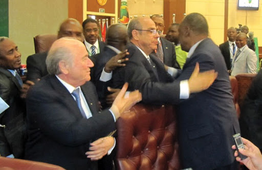 L&rsquo;Autoritarisme de Mohamed Raouraoua inquiète Blatter