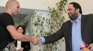 Marinakis (pdt de l’Olympiakos) négocie avec Djebbour