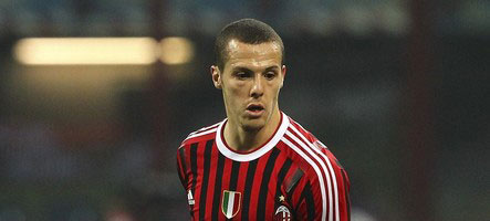 Mesbah : «Ça ne me dérange pas que Milan recrute un arrière gauche»