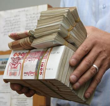 Pâleur et platitude s’emparent de la campagne électorale,L&rsquo;urne menacée par la chkara