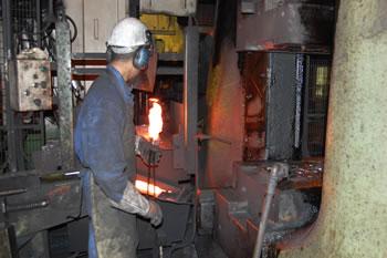 Production industrielle publique : Légère hausse en 2011