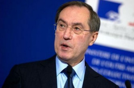 Un islamiste algérien expulsé attaque le ministre de l&rsquo;Intérieur Claude Guéant en justice