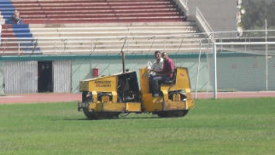 Benhadja (directeur du stade Tchaker) : «La pelouse de Tchaker est semblable à celles des stades des Etats-Unis et des pays du Golfe»