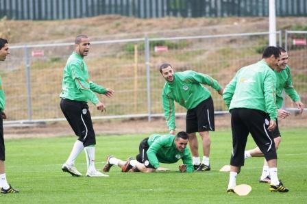 Equipe nationale (préparation): Mesbah, Lacen, Cadamuro et Feghouli rejoignent les Verts