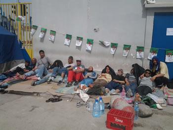 La solidarité s&rsquo;élargit autour des 16 Grévistes de la faim,Rassemblement imposant devant le complexe Cevital