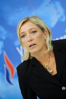 Marine Le Pen accuse l’Algérie