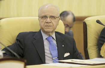 Mourad Medelci reçoit le président de la Commission de l&rsquo;UA, Jean Ping