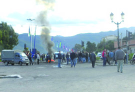 Recours à la fermeture des voies publiques ,Le phénomène décortiqué