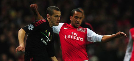 Transfert: « Je reste au Milan AC » (Djamel Mesbah)