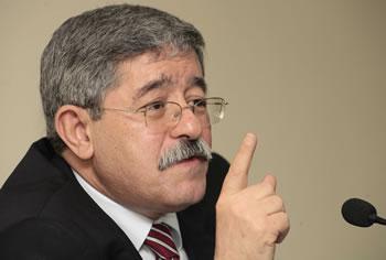 Après les déclarations du premier ministre sur la gouvernance économique, Jusqu’où ira Ouyahia ?