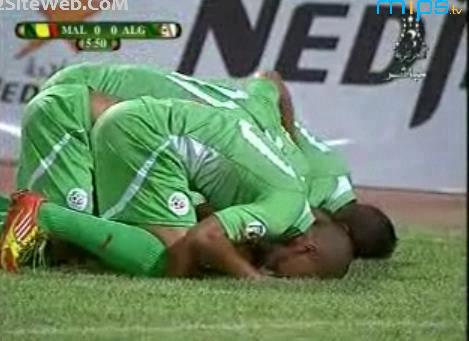 But de Slimani contre le Mali 10/06/2012