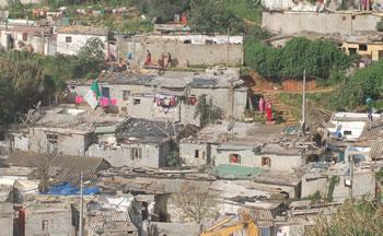 DES CITOYENS MANIFESTENT À ANNABA «Vous êtes tous des menteurs!»