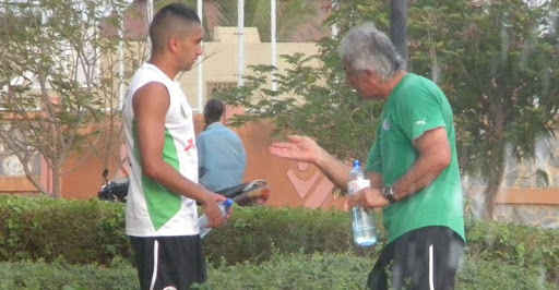 Il signera sa première titularisation en Afrique A la fin du décrassage : un tête-à-tête Halilhodzic-Boudebouz