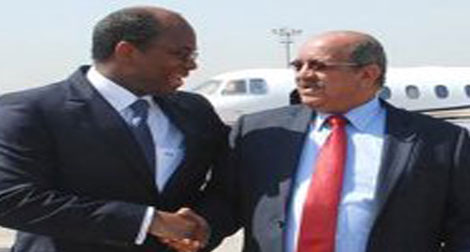 Le ministre burkinabé des Affaires étrangères entame une visite à Alger