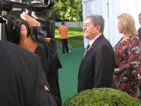 Ahmed Ouyahia prend part à la cérémonie d’ouverture du Village Africain à Londres