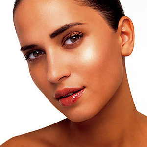 Comment maquiller une peau bronzée!?!