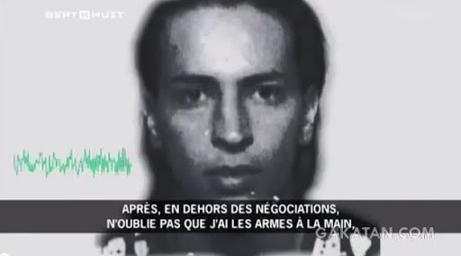 Extraits des discussions entre Mohamed Merah et les policiers diffusés par TF1
