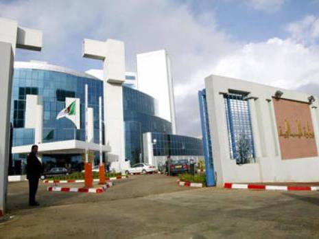 L’Algérie compte une agence bancaire pour 17.000 habitants