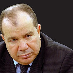 Parachèvement de 10 textes complémentaires à la loi relative à la protection des personnes âgées