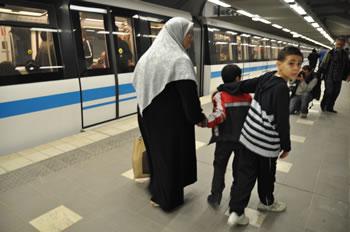 Veillées du Ramadhan,Le tram et le métro bousculent les habitudes