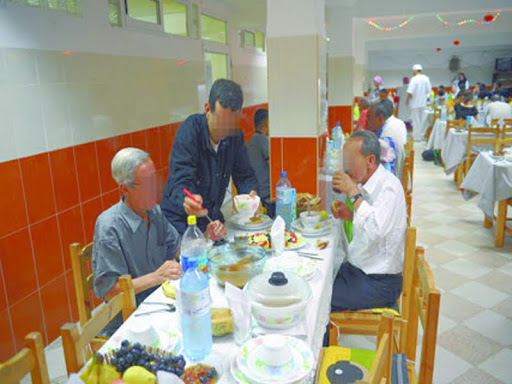 Ballade dans les restos du Ramadhan ,La Rahma au bout des doigts